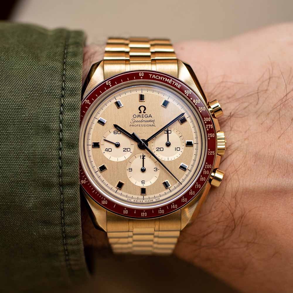 OMEGA SPEEDMASTER MOONWATCH ANNIVERSARY LIMITED SERIES APOLLO 11 50TH ANNIVERSARY 42MM 310.60.42.50.99.001 Limited 1,014 pieces Vàng 18k Moonshine™ - 18k Moonshine™ Gold