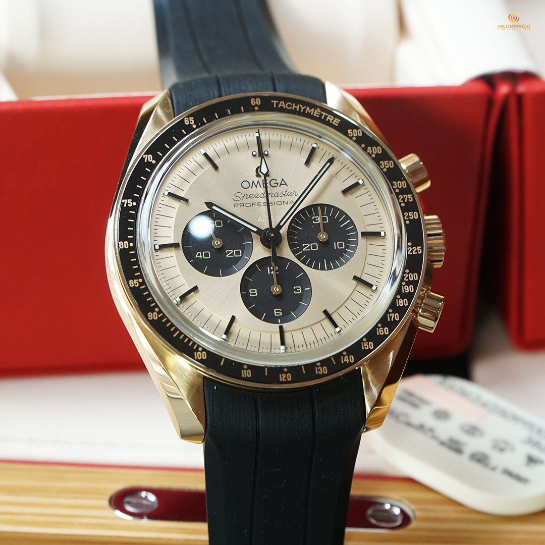 Omega SpeedMaster MoonWatch  Professional Co-Axial Master Chronometer Chronograph 42 MM 310.62.42.50.99.001 New Model 2022, Vàng Moonshine™ Gold