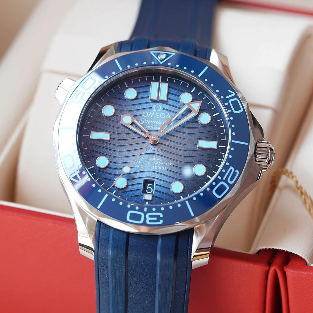 Omega Seamaster Diver 300M Co‑Axial Master Chronometer 42 MM 210.32.42.20.03.002 Summer Blue New model 2023